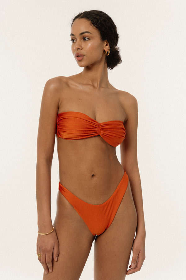 BIKINI DOLLS Juliette bandeau bikini top with ruching detail in Cinnamon